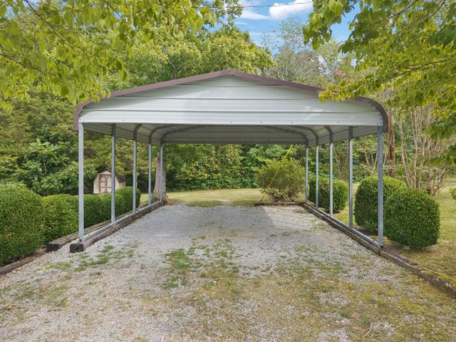 4144 Highway 48, N, Charlotte, TN 37036