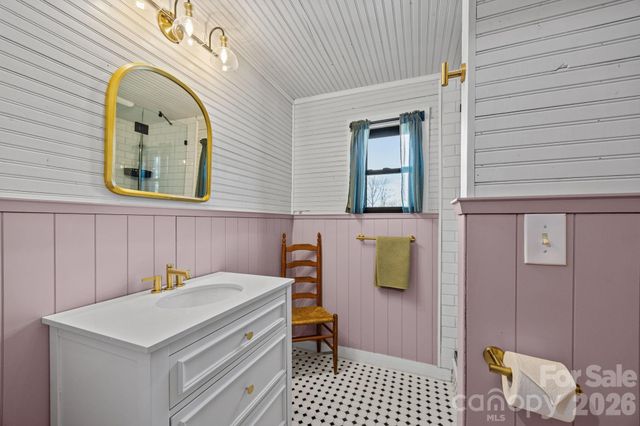 615 Rose Hill Road, Asheville, NC 28803