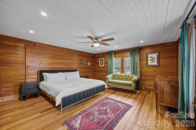 615 Rose Hill Road, Asheville, NC 28803