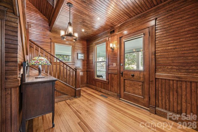 615 Rose Hill Road, Asheville, NC 28803