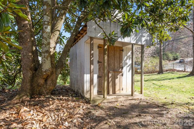 615 Rose Hill Road, Asheville, NC 28803