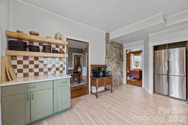 615 Rose Hill Road, Asheville, NC 28803