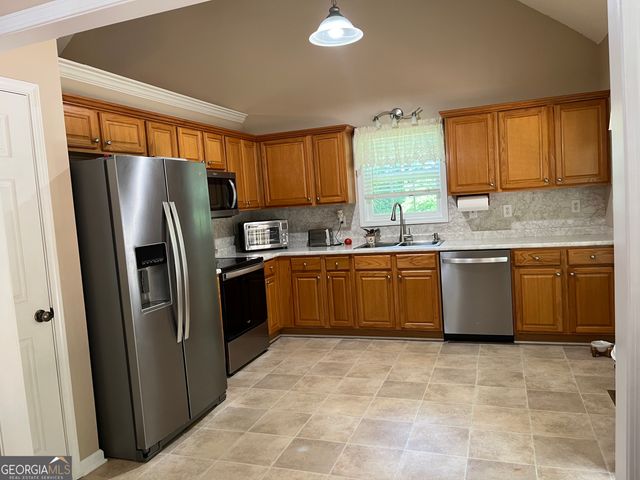 139 Laurel Creek Court, Carrollton, GA 30117
