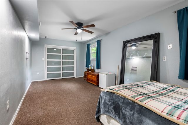 18 Cardinal Court, Rogers, AR 72756