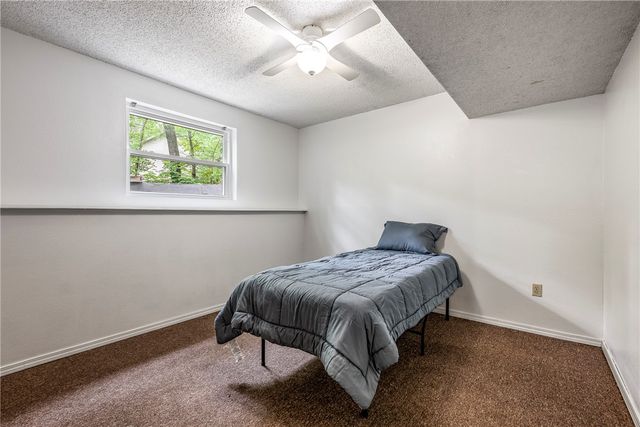 18 Cardinal Court, Rogers, AR 72756