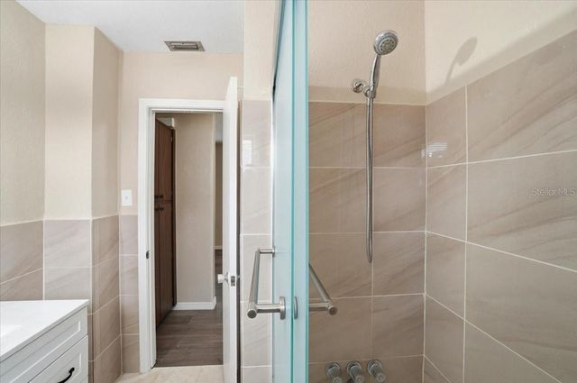 3022 HICKORY STREET NW, Winter Haven, FL 33881