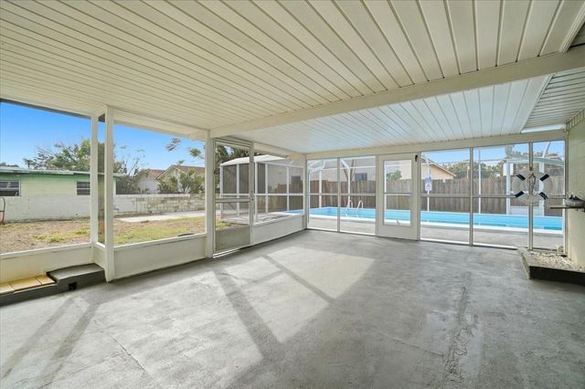 3022 HICKORY STREET NW, Winter Haven, FL 33881