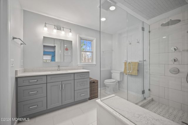 25 Jared Lane, Manalapan, NJ 07726