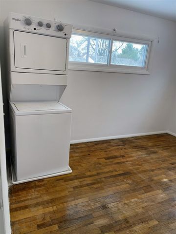 932 Wedgewood Road, Saint Joseph, MI 49085