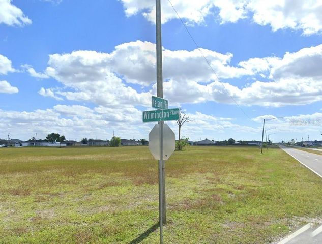 3030 NW 7TH PL, Cape Coral, FL 33993
