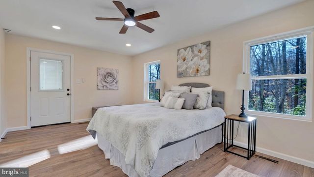 10965 LAPLATA RD, La Plata, MD 20646