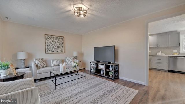 10965 LAPLATA RD, La Plata, MD 20646