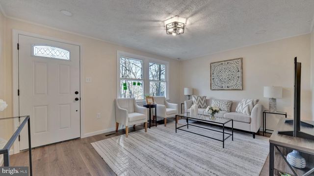 10965 LAPLATA RD, La Plata, MD 20646