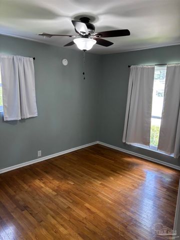 301 Teakwood Cir, Pensacola, FL 32506