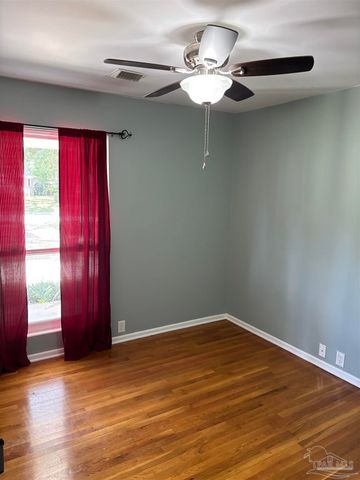 301 Teakwood Cir, Pensacola, FL 32506