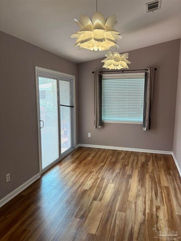 301 Teakwood Cir, Pensacola, FL 32506