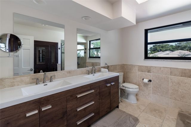 3182 Deer Creek Lake Shore Drive, Deerfield Beach, FL 33442