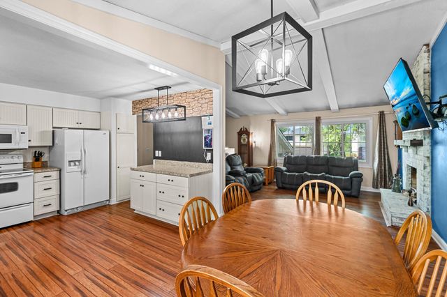 543 Westfield Lane, Vadnais Heights, MN 55127