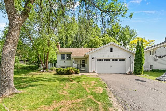 543 Westfield Lane, Vadnais Heights, MN 55127