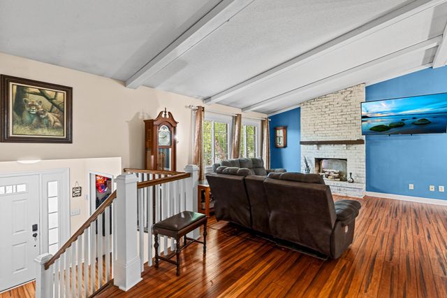 543 Westfield Lane, Vadnais Heights, MN 55127