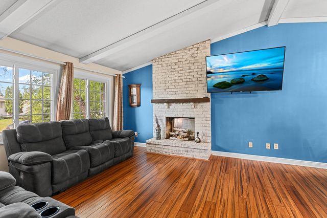543 Westfield Lane, Vadnais Heights, MN 55127