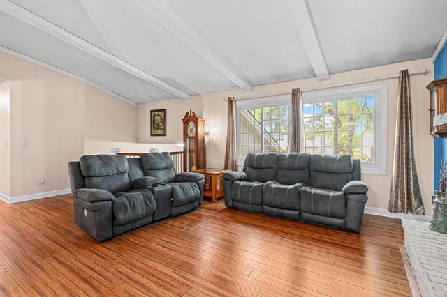 543 Westfield Lane, Vadnais Heights, MN 55127