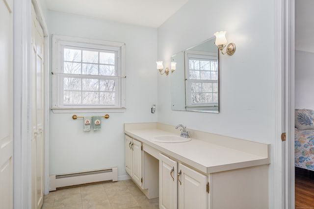 41 Jeremiah Road, Newtown, CT 06482