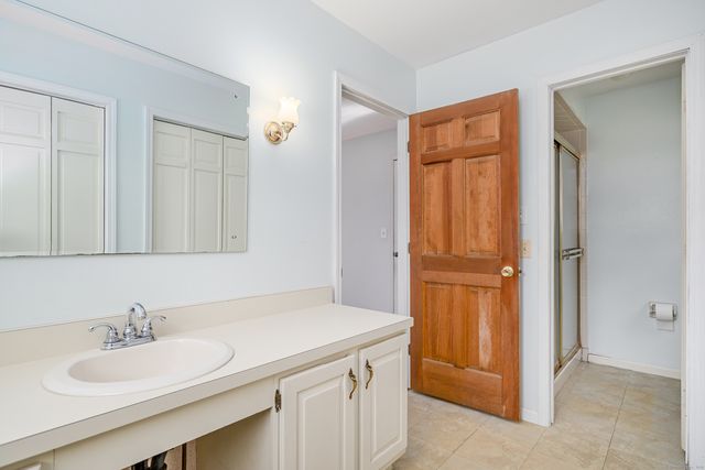 41 Jeremiah Road, Newtown, CT 06482