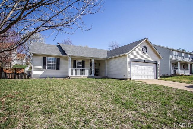 1870 Charleston Estates Drive, St Louis, MO 63031