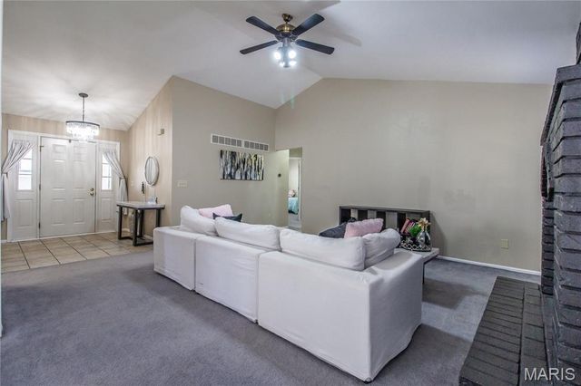 1870 Charleston Estates Drive, St Louis, MO 63031