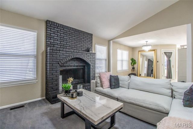 1870 Charleston Estates Drive, St Louis, MO 63031