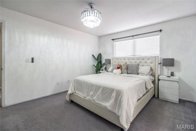 1870 Charleston Estates Drive, St Louis, MO 63031