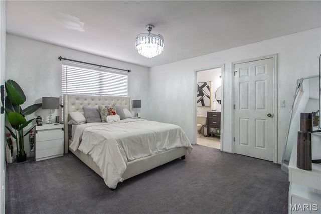 1870 Charleston Estates Drive, St Louis, MO 63031