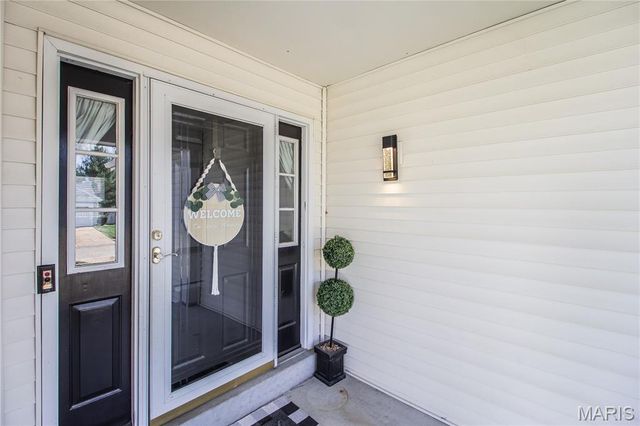 1870 Charleston Estates Drive, St Louis, MO 63031