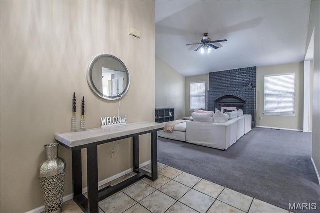 1870 Charleston Estates Drive, St Louis, MO 63031