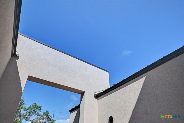 1197 Spice Wood Road, Fischer, TX 78623