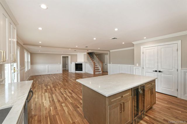 1903 George Court, Merrick, NY 11566