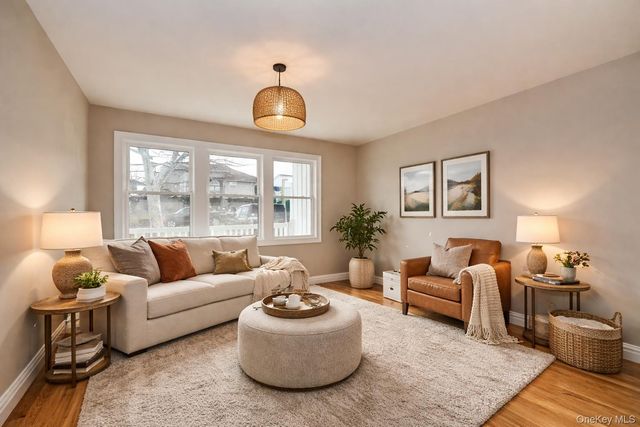 1903 George Court, Merrick, NY 11566