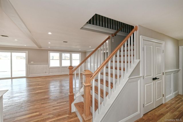 1903 George Court, Merrick, NY 11566