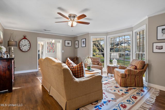 3726 Greenwich Street, Jackson, MS 39216