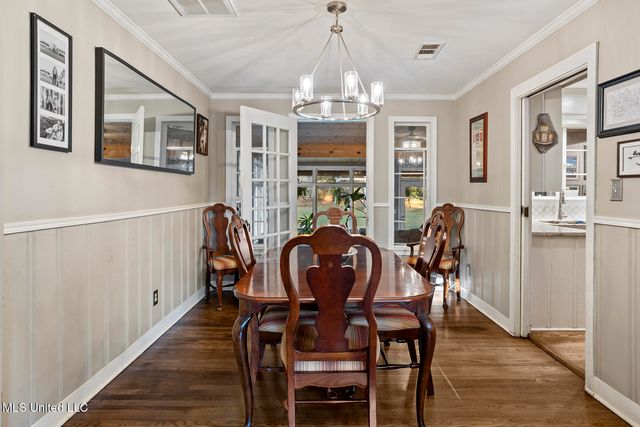 3726 Greenwich Street, Jackson, MS 39216