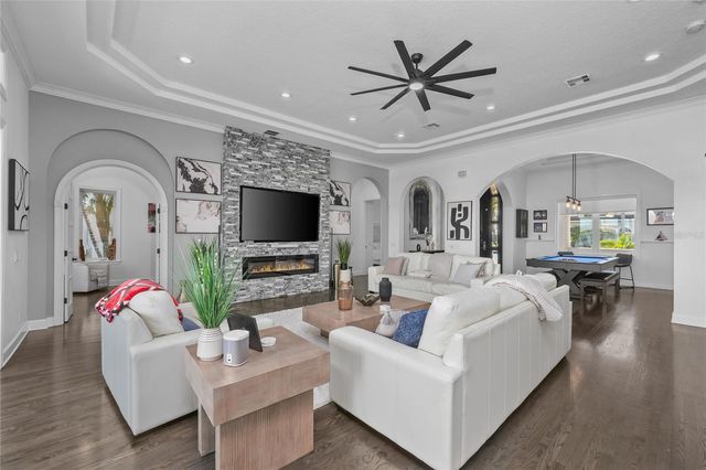 4117 CAUSEWAY VISTA DRIVE, Tampa, FL 33615