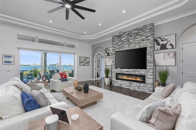 4117 CAUSEWAY VISTA DRIVE, Tampa, FL 33615