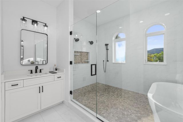 4117 CAUSEWAY VISTA DRIVE, Tampa, FL 33615