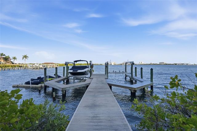 4117 CAUSEWAY VISTA DRIVE, Tampa, FL 33615