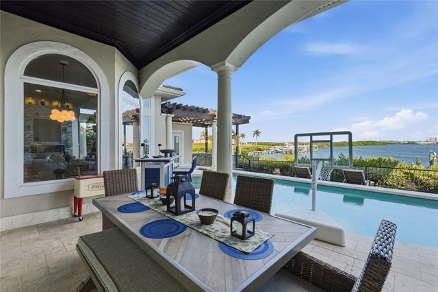 4117 CAUSEWAY VISTA DRIVE, Tampa, FL 33615