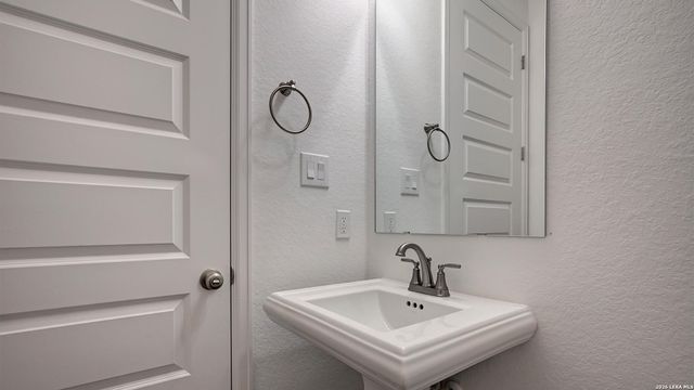 108 Brown Swiss Ridge, Boerne, TX 78006