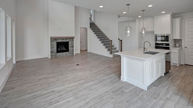 108 Brown Swiss Ridge, Boerne, TX 78006