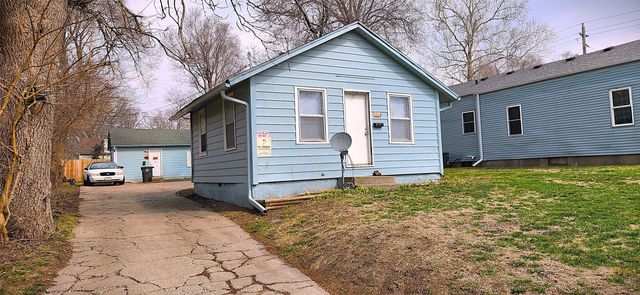 1320 E 25th Street, Des Moines, IA 50317