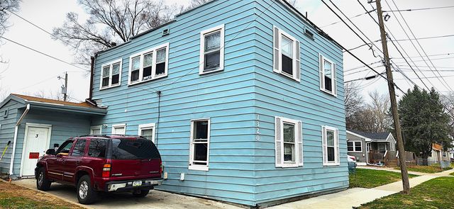 1320 E 25th Street, Des Moines, IA 50317